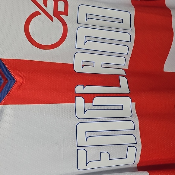 England Themed White and Red Men's Soccer Jersey Shirt Medium New - Picture 2 of 11